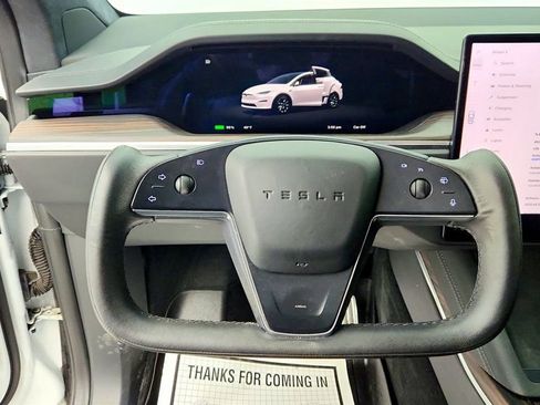 Used 2024 Tesla Model X image 13