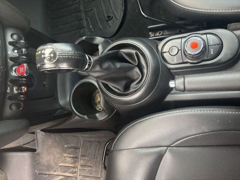 Used 2019 MINI Cooper 2-Door Hardtop FWD image 13