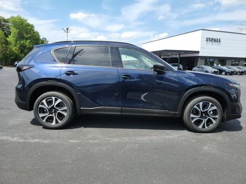 New 2026 MAZDA CX-5 Preferred AWD/4WD image 2