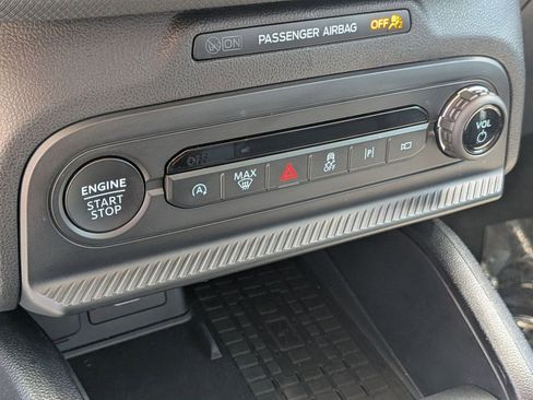 Used 2025 Ford Bronco Sport Outer Banks w/ Outer Banks Tech Package+ AWD/4WD image 21