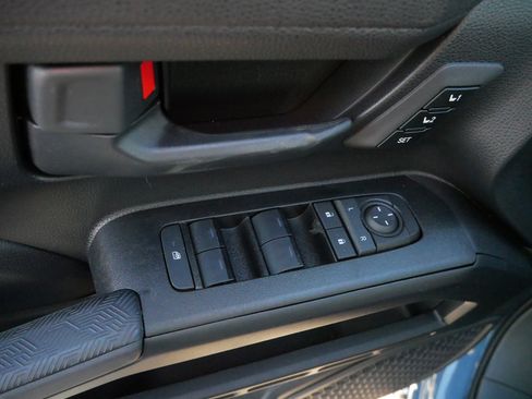 Certified 2025 Toyota 4Runner TRD Off-Road Premium image 19