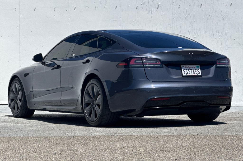 Used 2022 Tesla Model S AWD/4WD image 5