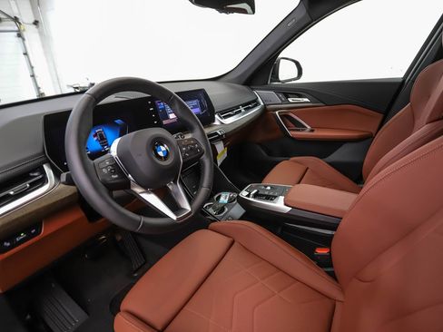New 2026 BMW X1 xDrive28i w/ Convenience Package AWD/4WD image 10