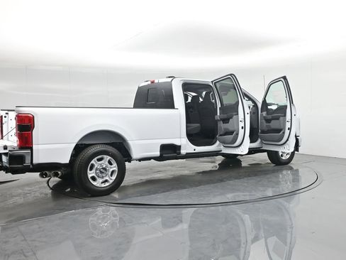 New 2026 Ford F250 XLT w/ XLT Premium Package image 5