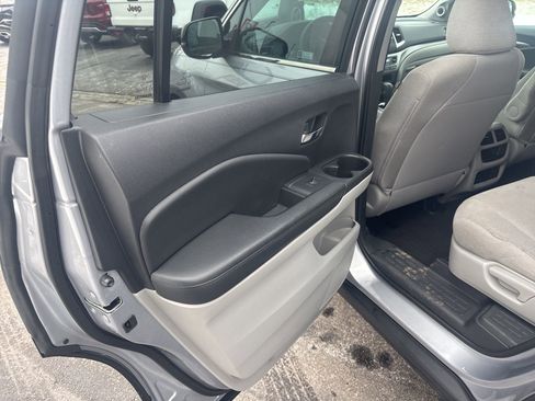 Used 2019 Honda Pilot LX image 21