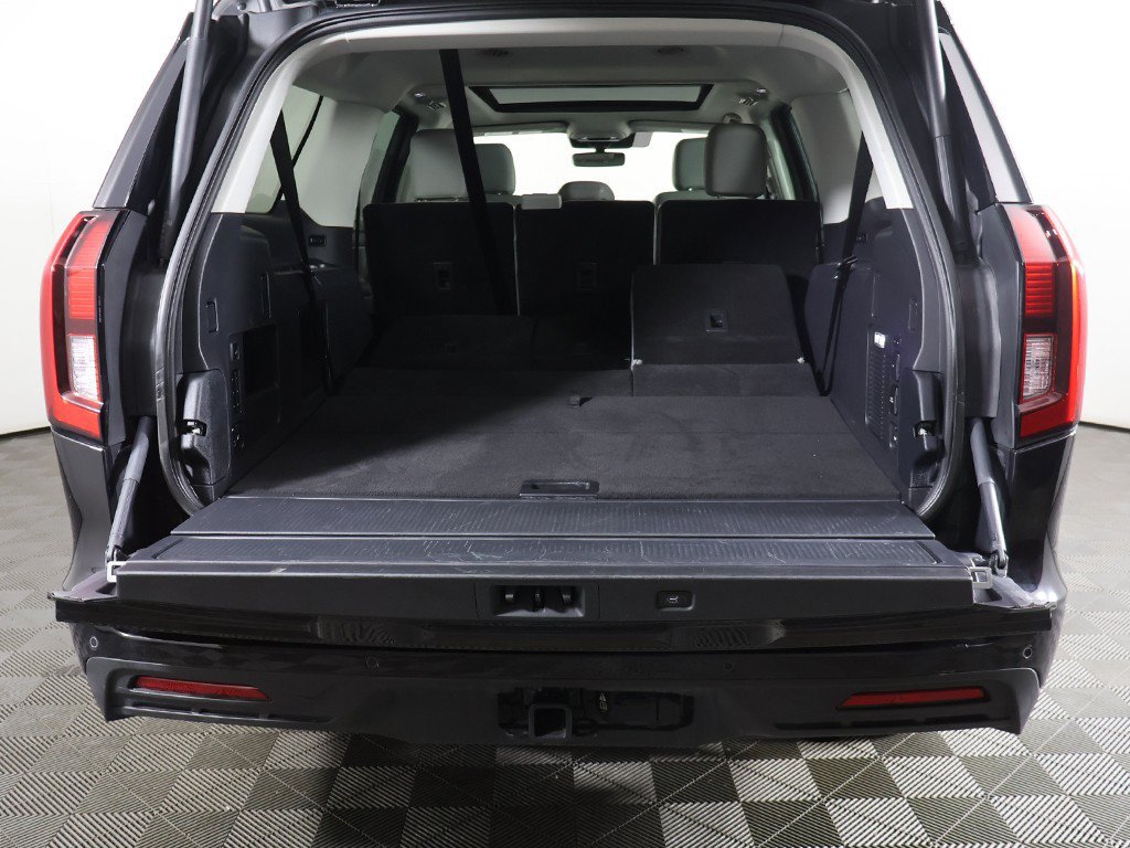 Used 2025 Ford Expedition Max Active AWD/4WD image 17