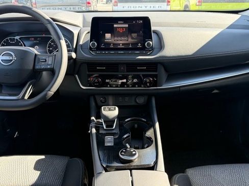 New 2026 Nissan Rogue SV w/ Cold Weather Package image 25