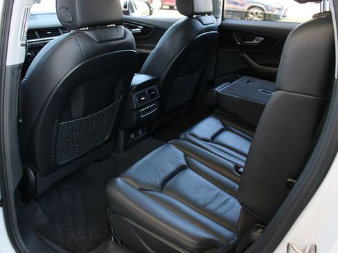 Used 2019 Audi Q7 3.0T Premium w/ Convenience Package AWD/4WD image 26