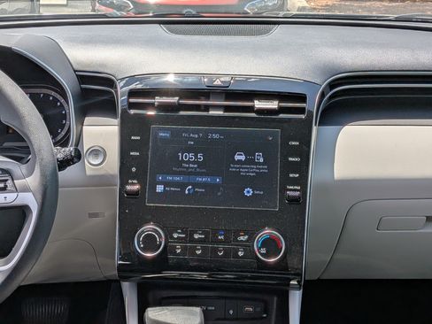 Used 2023 Hyundai Tucson SEL FWD image 20