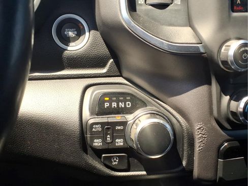 Used 2019 RAM 1500 Big Horn AWD/4WD image 19