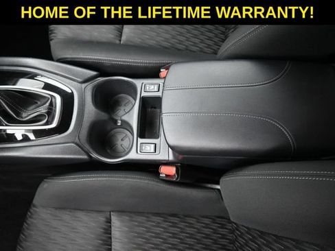 Used 2018 Nissan Rogue SV AWD/4WD image 32