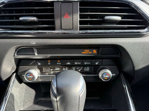 Used 2023 MAZDA CX-9 Touring image 15
