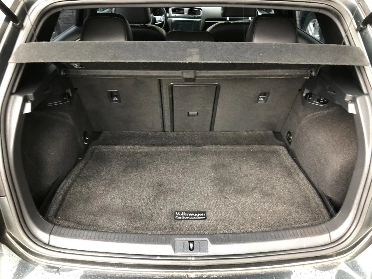 Used 2015 Volkswagen GTI SE FWD image 34