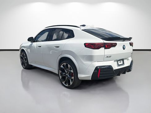 New 2026 BMW X2 xDrive28i w/ Technology Package AWD/4WD image 5