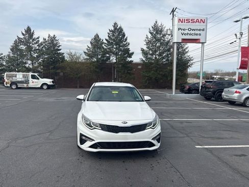 Used 2020 Kia Optima LX image 3