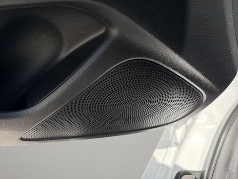 Used 2022 Genesis G70 3.3T RWD image 18