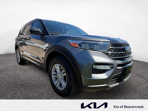 Used 2022 Ford Explorer XLT w/ Equipment Group 202A AWD/4WD image 7