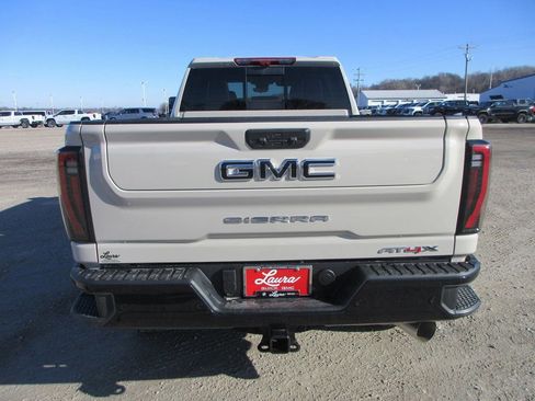 New 2026 GMC Sierra 2500 AT4X w/ LPO, Black Badging Package AWD/4WD image 6