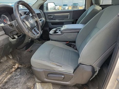 Used 2017 RAM 2500 Tradesman w/ Chrome Appearance Group image 8