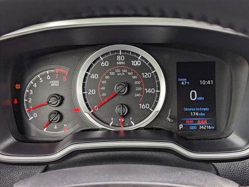 Used 2022 Toyota Corolla SE image 11