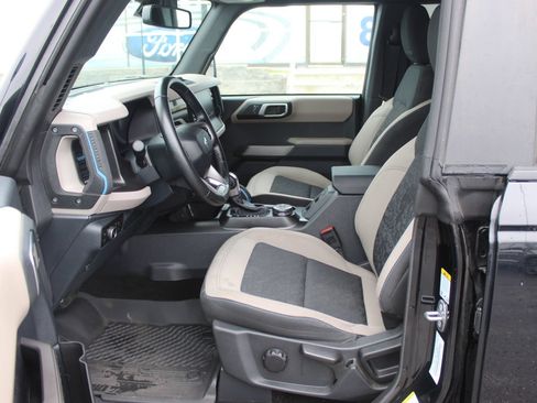 Used 2023 Ford Bronco Wildtrak AWD/4WD image 20
