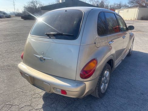 Used 2003 Chrysler PT Cruiser Limited FWD image 5