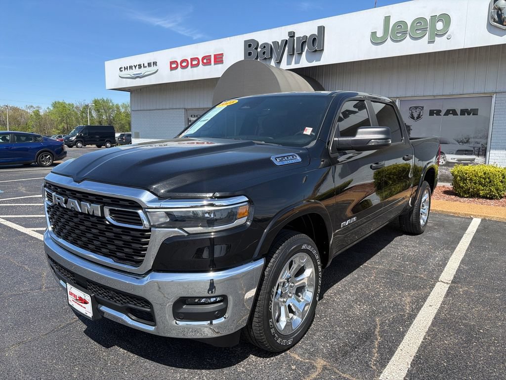 Used 2025 RAM 1500 Big Horn AWD/4WD image 4