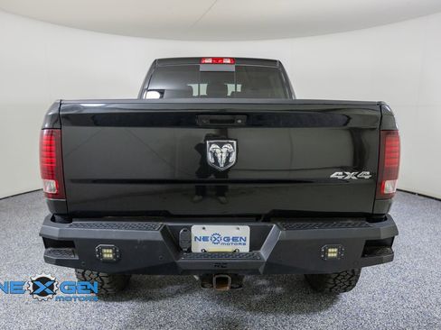 Used 2018 RAM 3500 Laramie w/ Sport Appearance Group AWD/4WD image 6