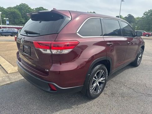 Used 2019 Toyota Highlander Plus image 3