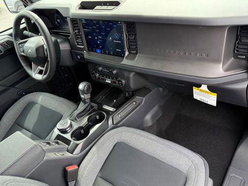 New 2025 Ford Bronco Big Bend image 19