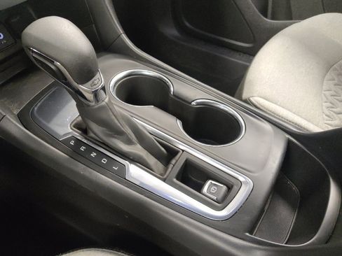 Used 2024 Chevrolet Equinox LS w/ LS Convenience Package FWD image 26