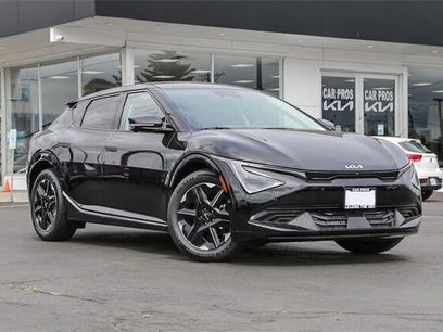 New 2025 Kia EV6 Wind