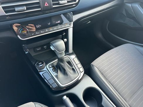 Used 2022 Kia Seltos S FWD image 21