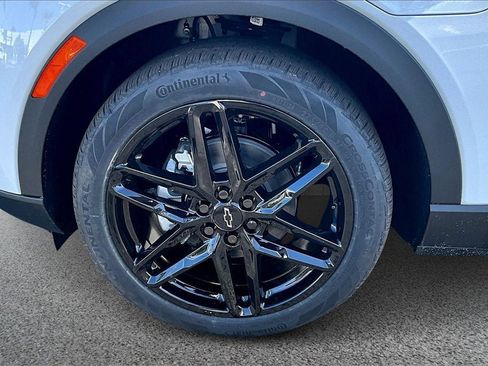 New 2026 Chevrolet Equinox EV LT w/ LPO, All-Weather Mat Package image 11