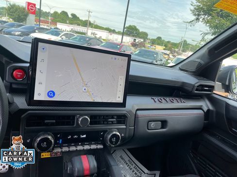 Used 2025 Toyota Tacoma TRD Pro AWD/4WD image 19