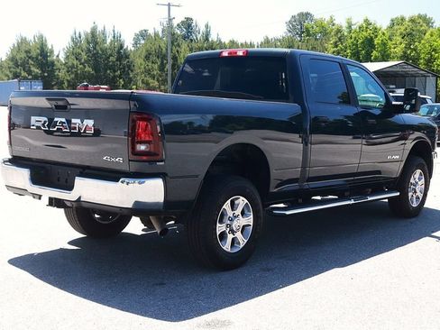 Used 2026 RAM 2500 Big Horn AWD/4WD image 7