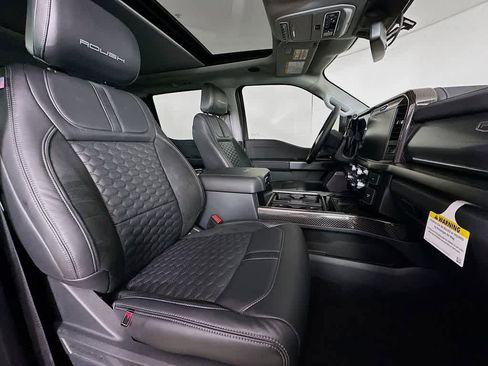 New 2026 Ford F250 Lariat w/ Black Appearance Package image 15