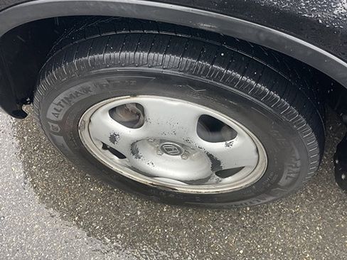 Used 2010 Honda CR-V LX image 8