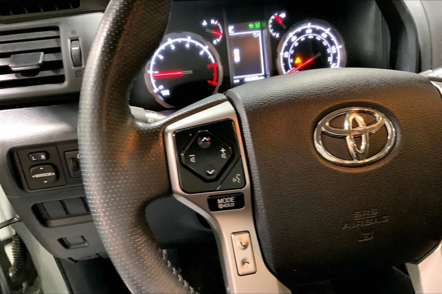 Used 2023 Toyota 4Runner TRD Sport AWD/4WD image 23