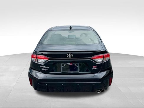 Certified 2026 Toyota Corolla SE w/ SE Premium Package AWD/4WD image 5