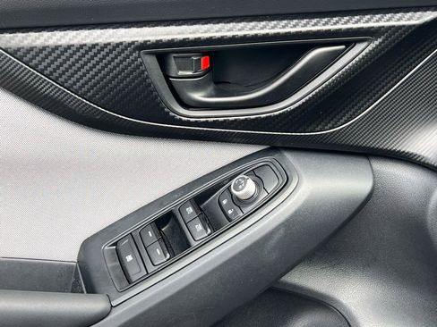 Used 2022 Subaru Crosstrek 2.0i Premium w/ Moonroof Package image 26