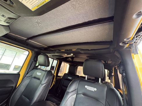 Used 2019 Jeep Wrangler Unlimited Sport S AWD/4WD image 25