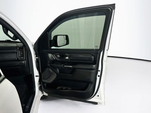 Used 2019 RAM 1500 Limited RWD image 31
