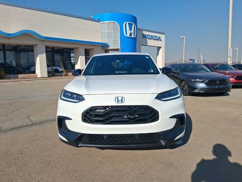 New 2026 Honda HR-V Sport image 2