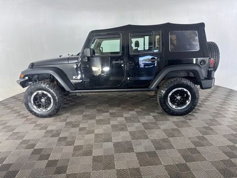 Used 2009 Jeep Wrangler Unlimited X AWD/4WD image 10