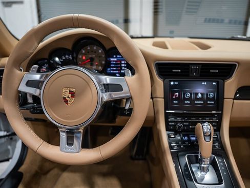 Used 2013 Porsche 911 Carrera RWD image 25