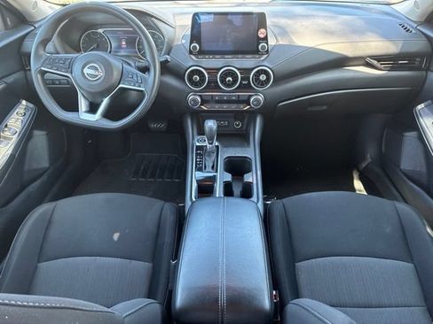 Used 2024 Nissan Sentra SV FWD image 8