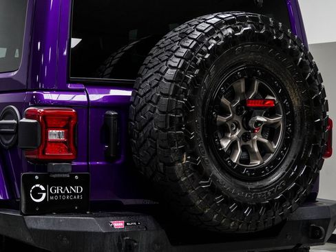 Used 2023 Jeep Wrangler Unlimited Rubicon 392 w/ Trailer Tow Package AWD/4WD image 15