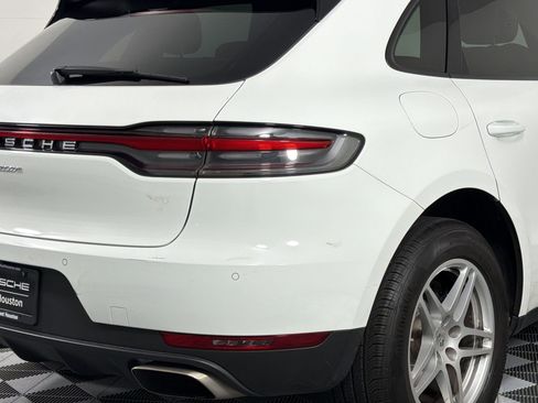 Certified 2020 Porsche Macan image 10