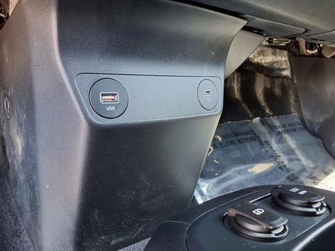 Certified 2024 Kia EV6 Light RWD image 24